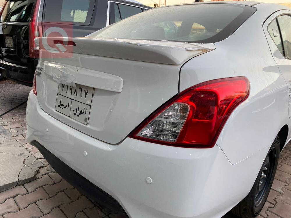 نيسان صني